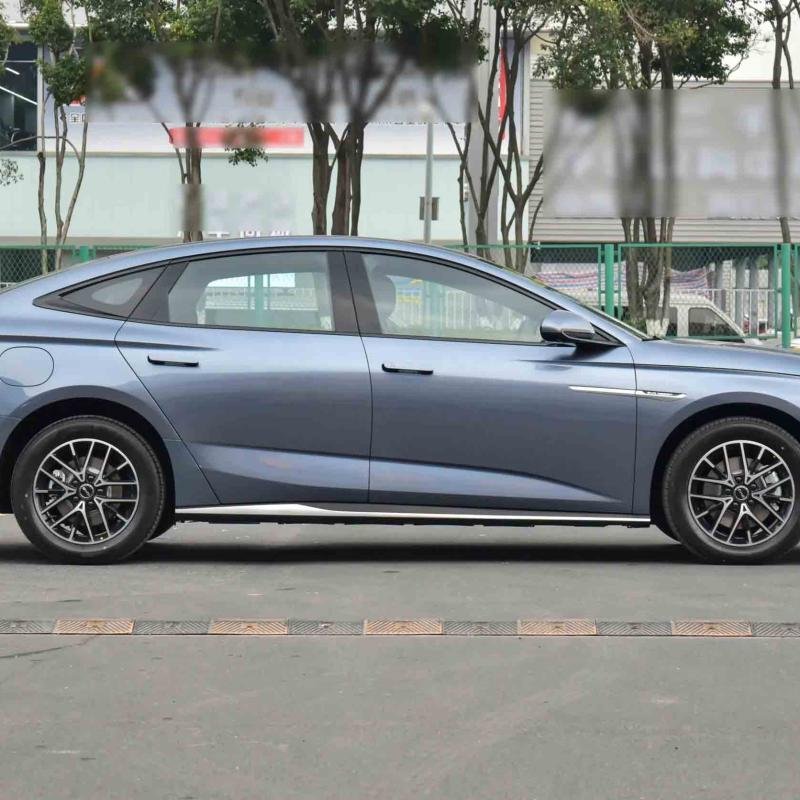 BYD Seal DM-i 2024