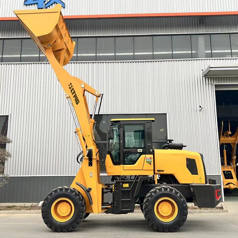 LT915 - 1.5 Ton High Dump Wheel Loader