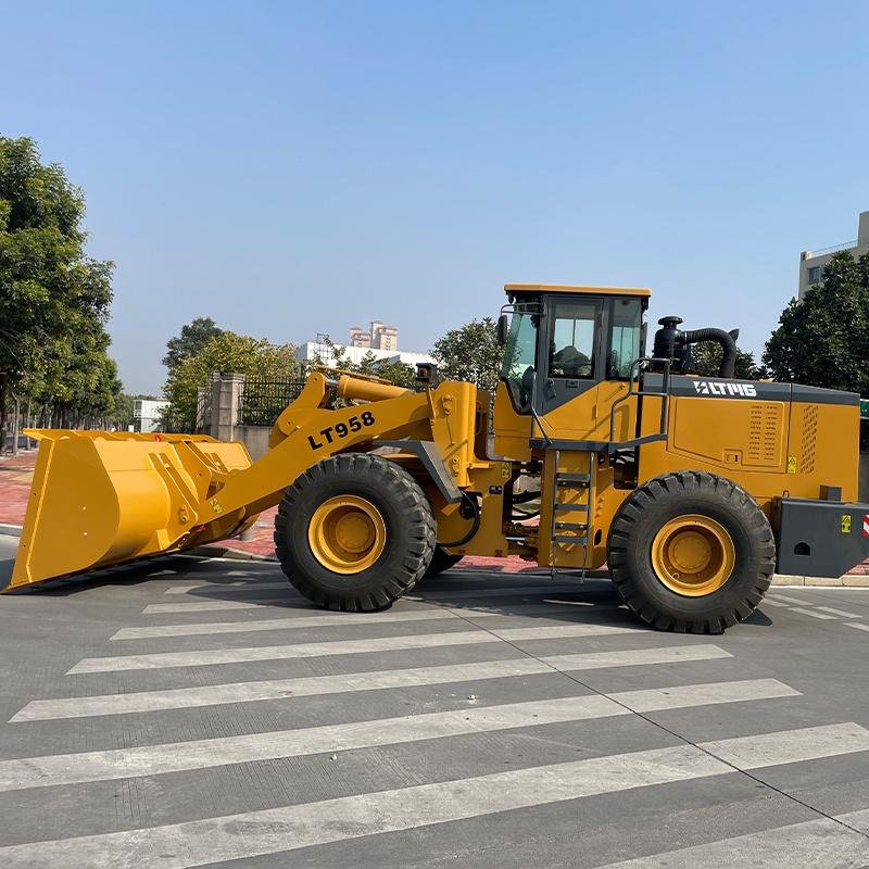 LT958 - 5 Ton Wheel Loader