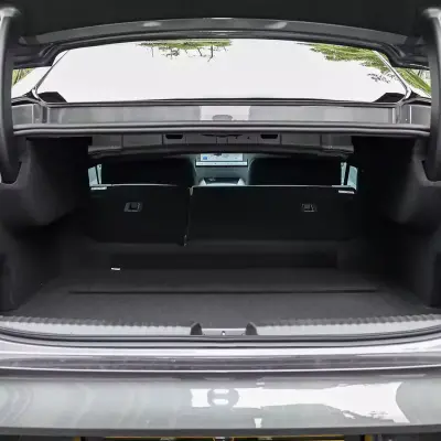Lynk & Co Z10