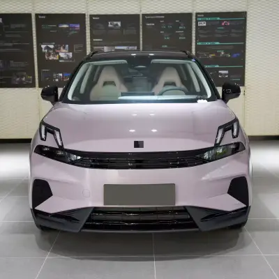 Lynk & Co 06 EM-P