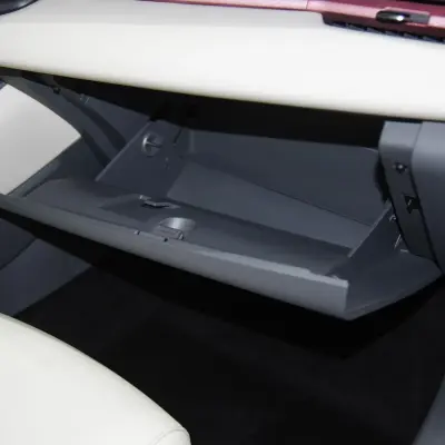 Lynk & Co 06 EM-P