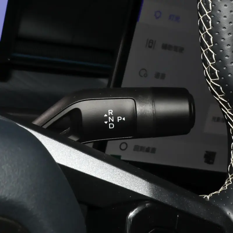 Lynk & Co 07 EM-P