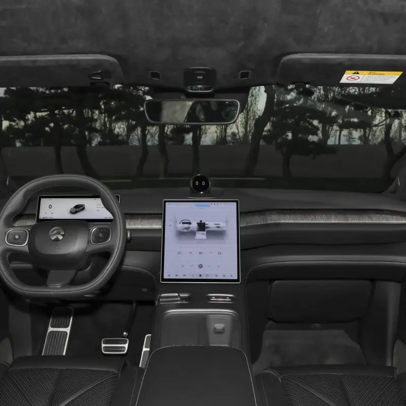 NIO EC7