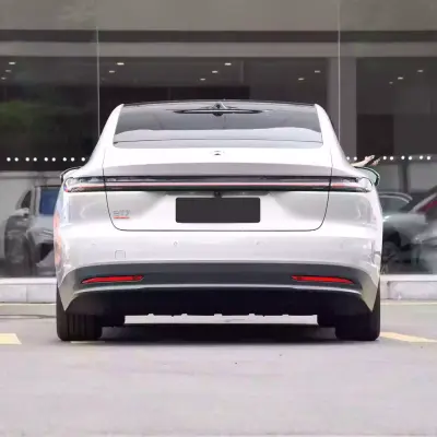NIO ET7
