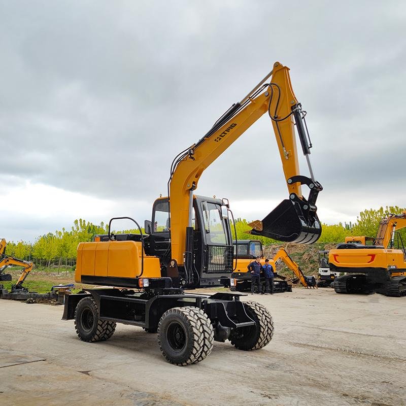 LWE70 - 7 Ton Wheel Excavator