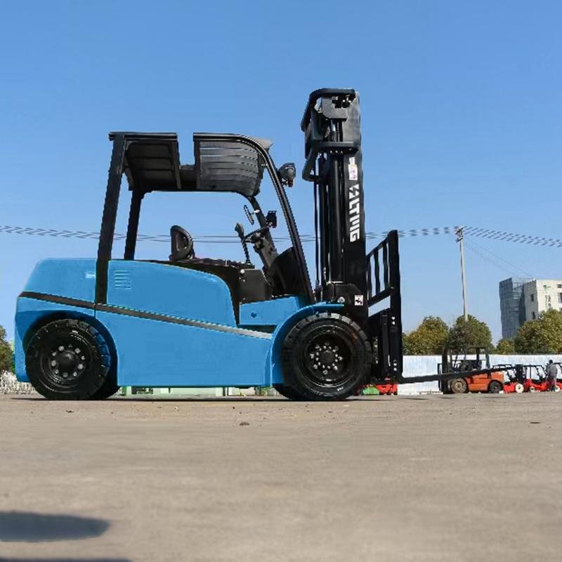 FB70 - 7 Ton Electric Forklift (Li-Ion)