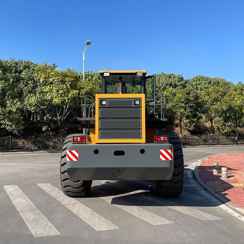 LT968 - 6 Ton Wheel Loader