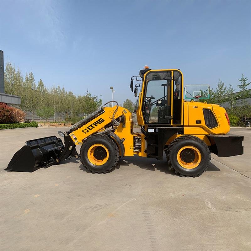 LT920T - 2 Ton Telescopic Loader