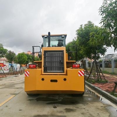 LT08J - 8 Ton Log Loader