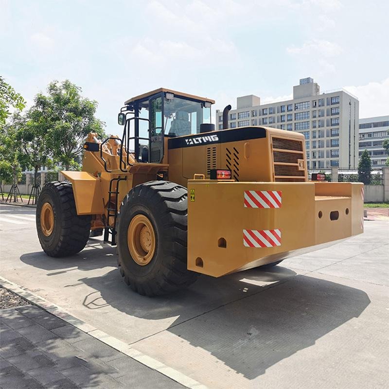 LT28T - 28 ton Forklift Loader