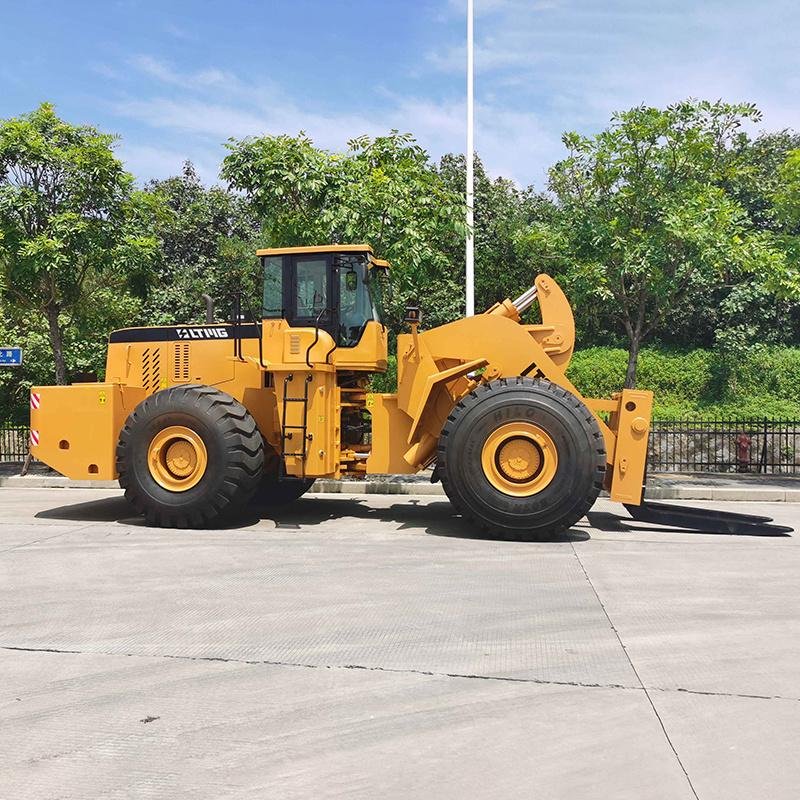 LT32T - 32 ton Forklift Loader