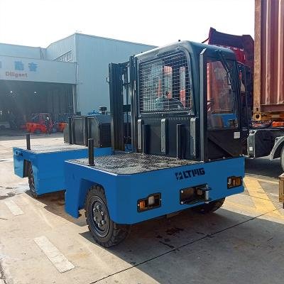 FDS30 - 3 Ton Diesel Side Loader Forklift