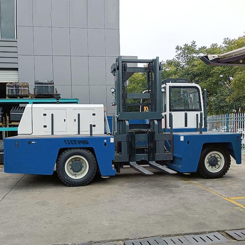 FDS100 - 10 Ton Diesel Side Loader Forklift