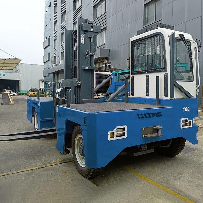 FDS100 - 10 Ton Diesel Side Loader Forklift