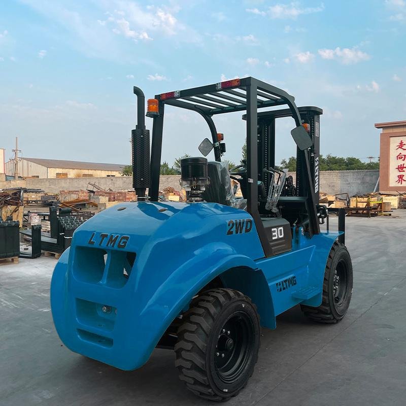 FDR25 - 2WD - 2.5 Ton Rough Terrain Forklift