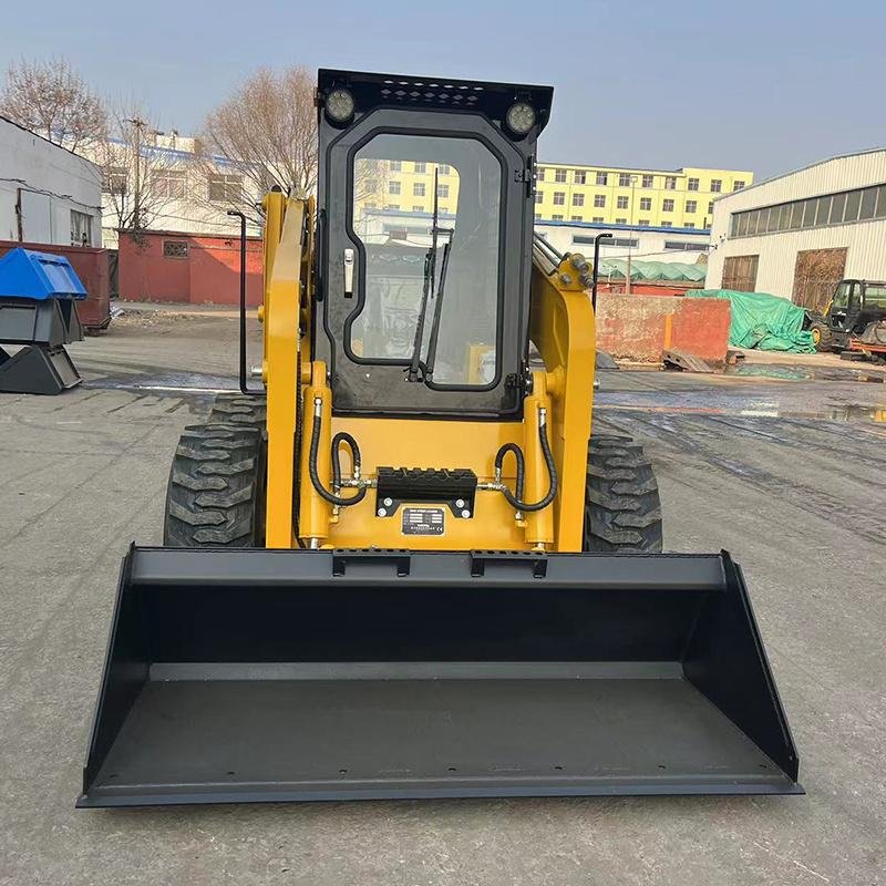 LT120-1500KG Wheeled Skid Steer Loader