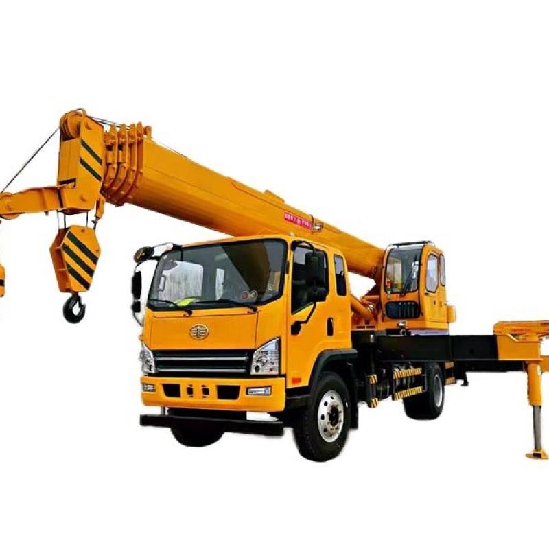 FAW 8~10 tons hydraulic landing leg mobile crane truck